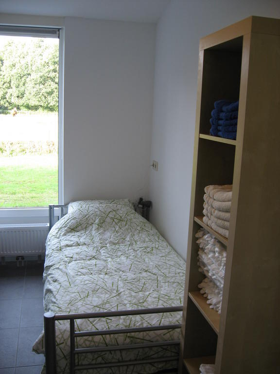 Bed and Breakfast Rustpunt Groote Heide Heeze Exterior foto